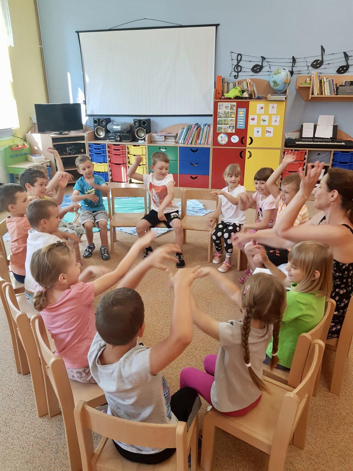 sovičky: ,,z pohádky do pohádky" - 30