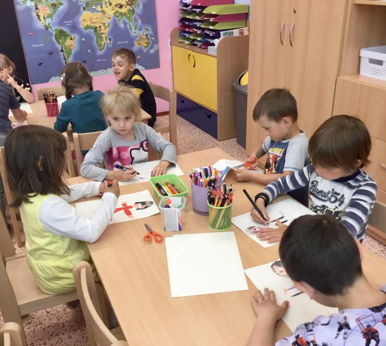 SOVIČKY: ,,DĚTI MAJÍ SVÁTEK" - 23