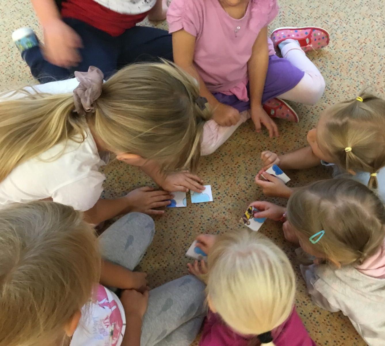 týdenní projekt: ,,od kytičky k medu" - 23