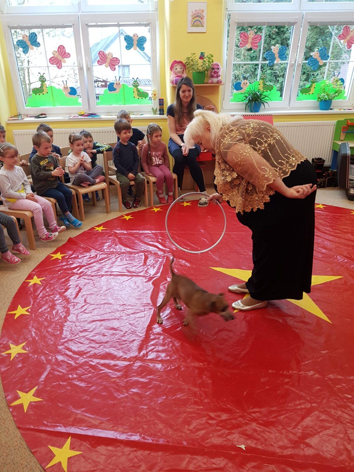 ,,PŘIJEL K NÁM CIRKUS" - 7