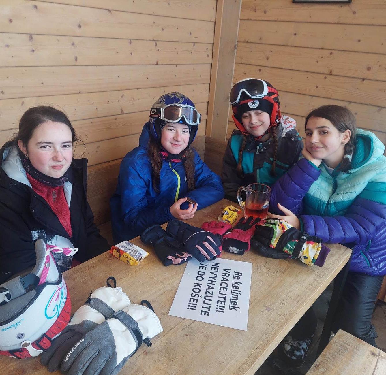 Lyžařský výcvik - Šerlišský mlýn, den 1. - 15