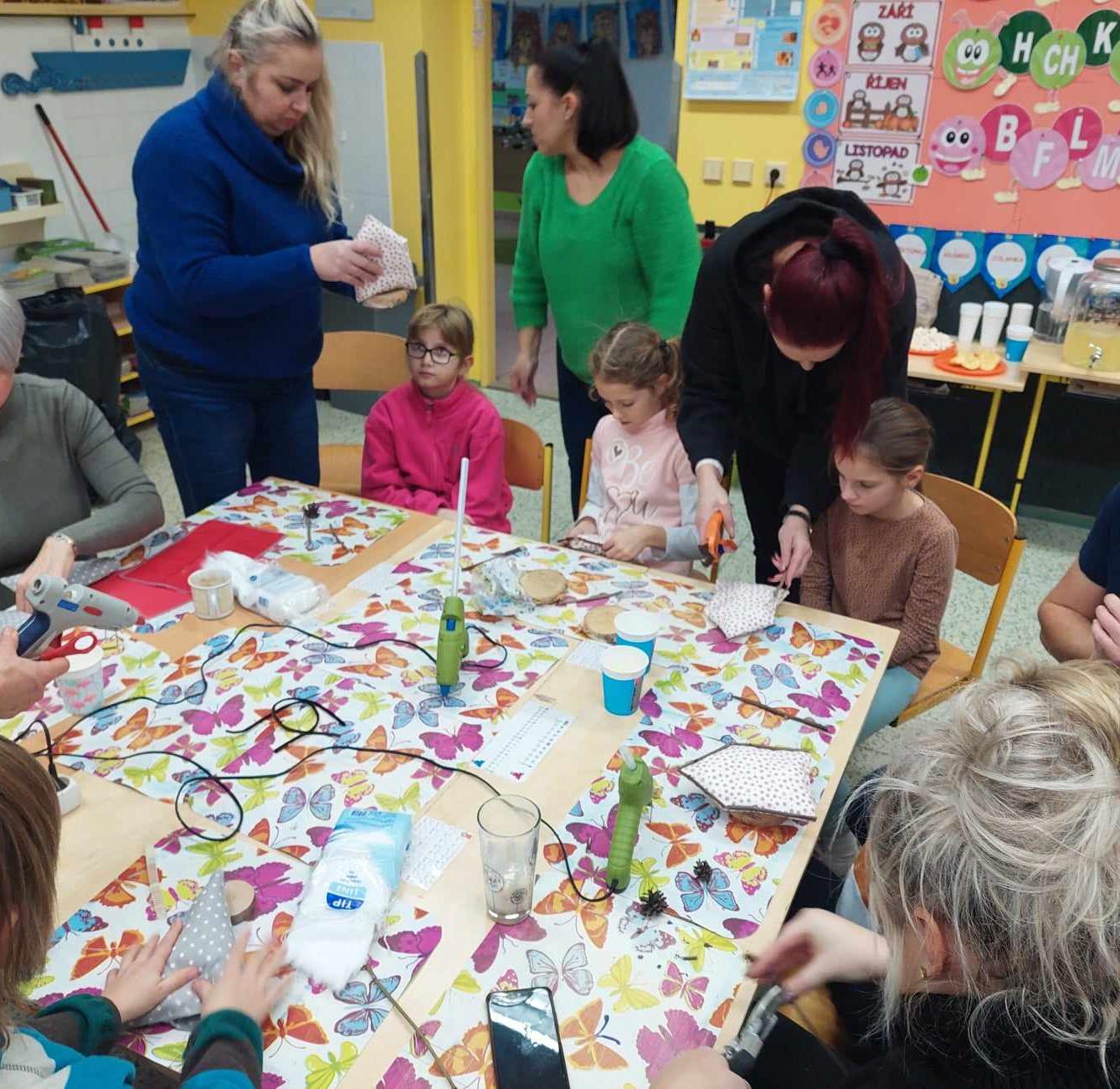 Vánoční tvoření v 2.A - 3