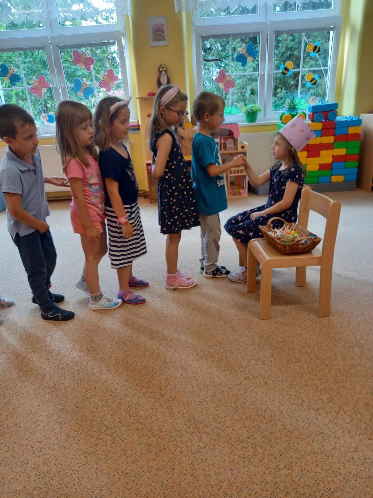 SLAVÍME: ADÉLKA MĚLA NAROZENINY - 3