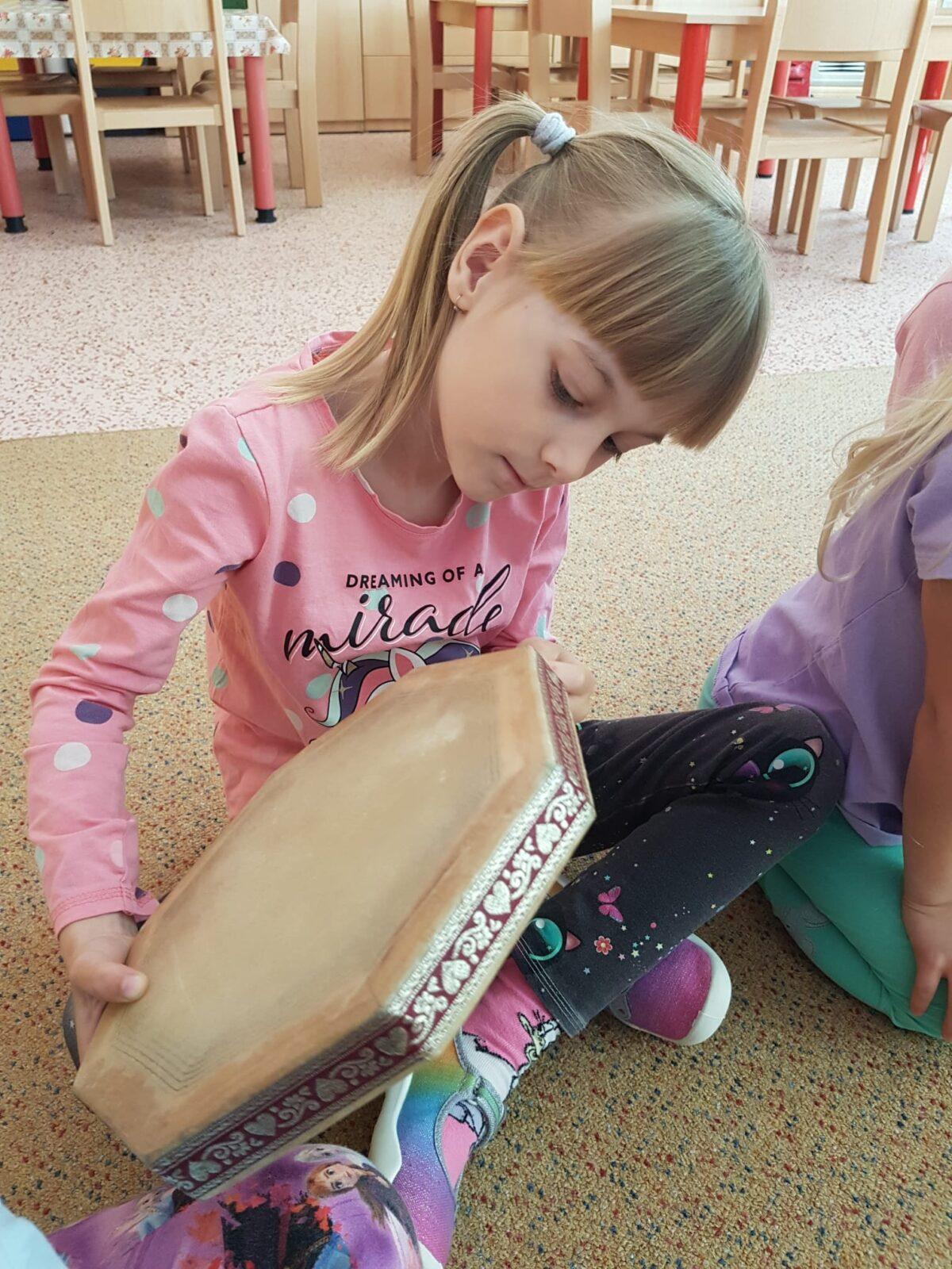 SOVIČKY: ,,MUZIKOTERAPIE" - 5