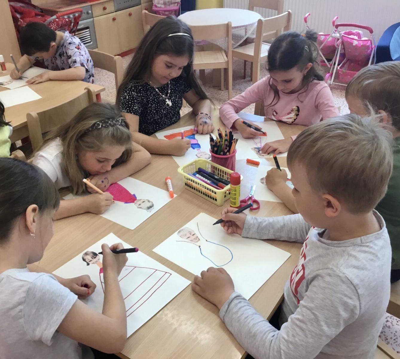 SOVIČKY: ,,DĚTI MAJÍ SVÁTEK" - 26