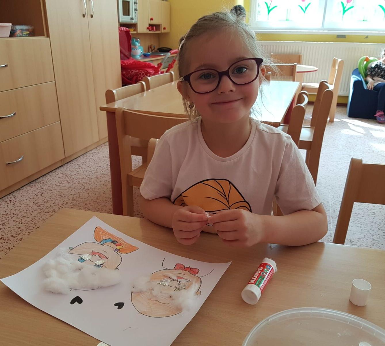 SOVIČKY: ,,MOJE MAMINKA MÁ SVÁTEK - RODINA" - 43