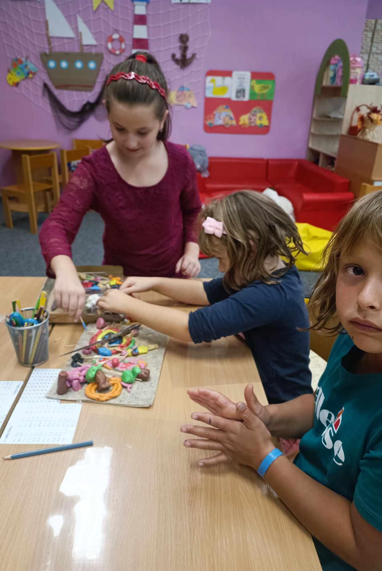 ZÁŘÍ - 2. ODDĚLENÍ A seznamovací odpoledne - 15