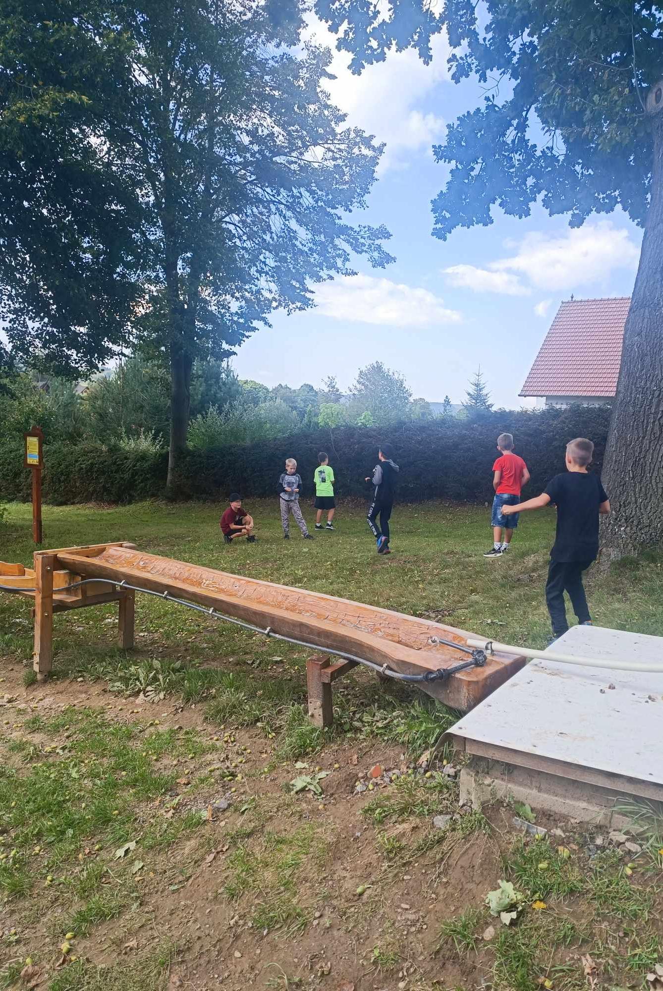 ZÁŘÍ - 2. ODDĚLENÍ A seznamovací odpoledne - 26