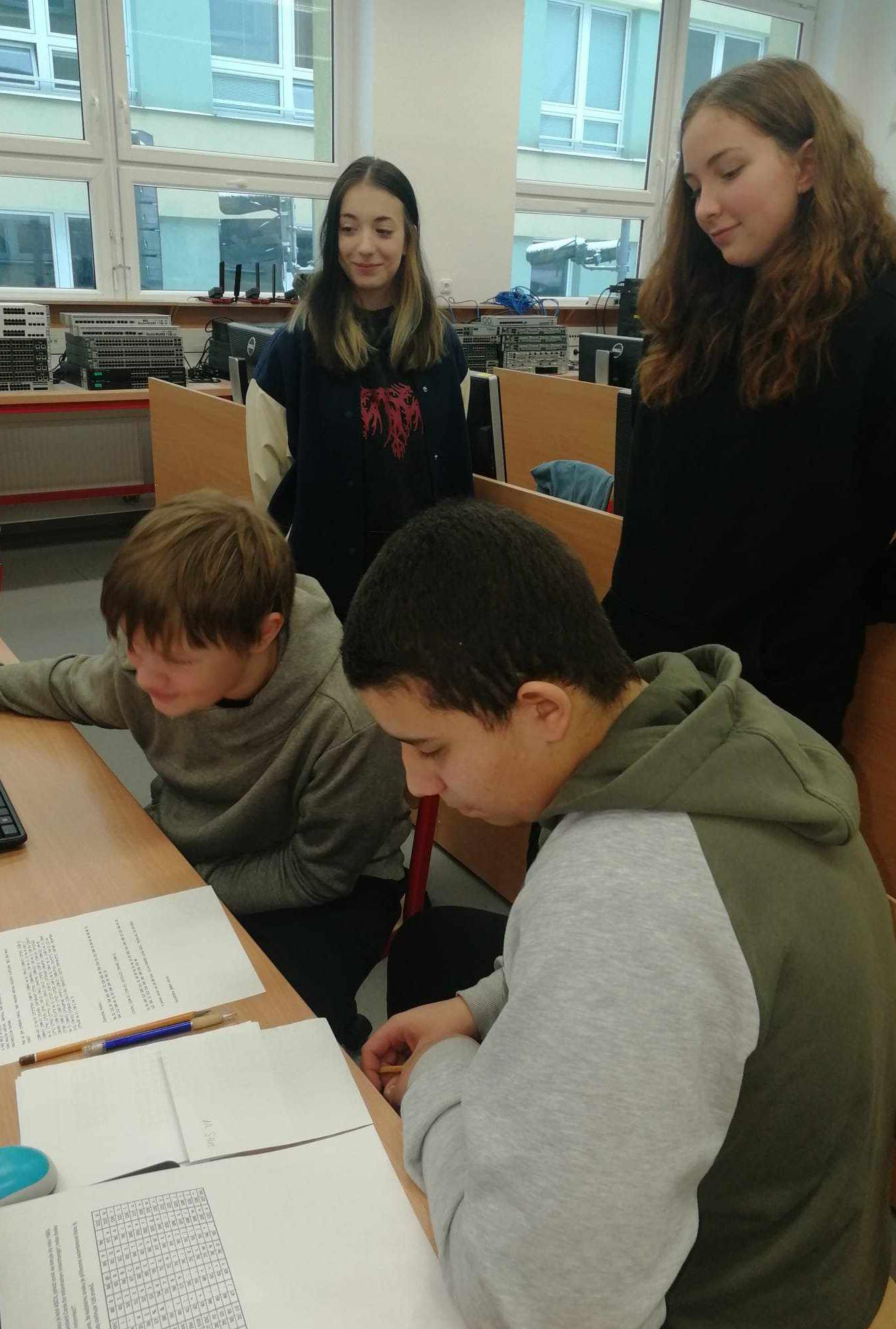 Exkurze na SŠ technické a dopravní v ČT - 14