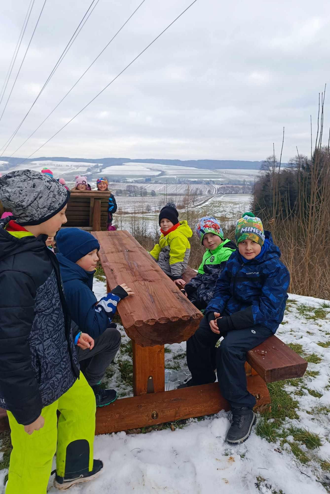 VZCHÁZKA K LESU - DRUŽINKA - 12