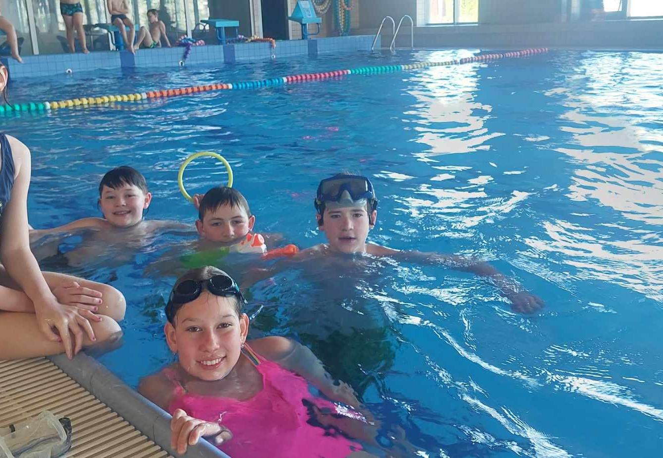 Zakončení plavání 4. a 5. třída - 2