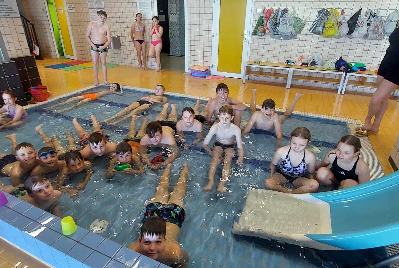Zakončení plavání 4. a 5. třída - 3