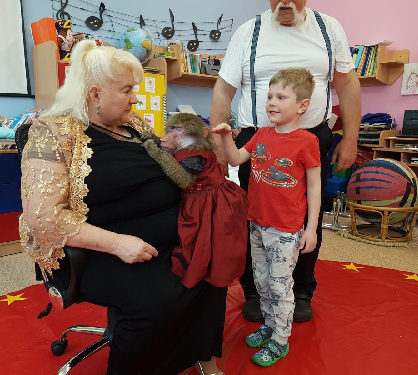 ,,PŘIJEL K NÁM CIRKUS" - 11