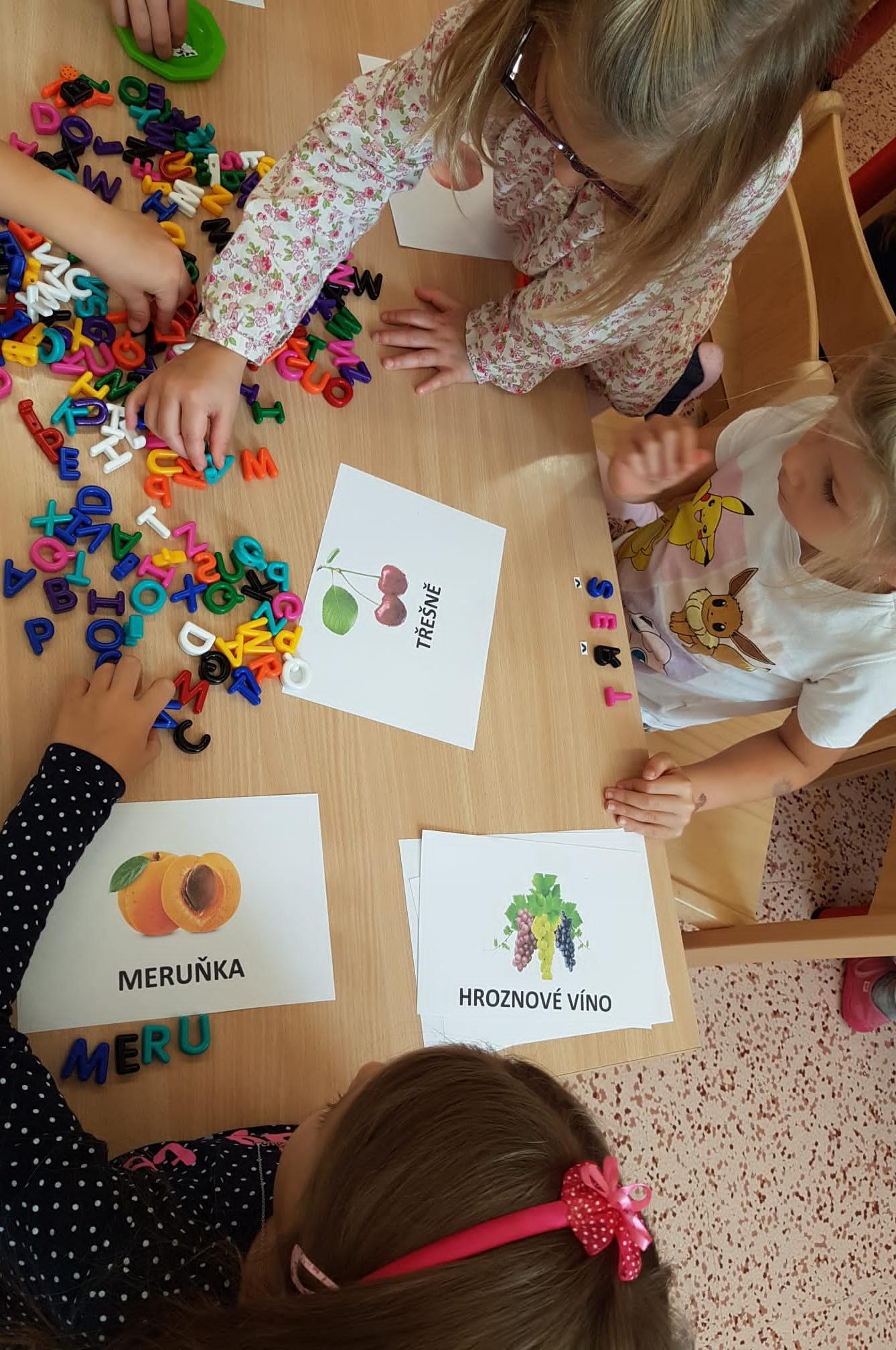 SOVIČKY: ,,ČAS JABLÍČKOVÉ VŮNĚ" - 18