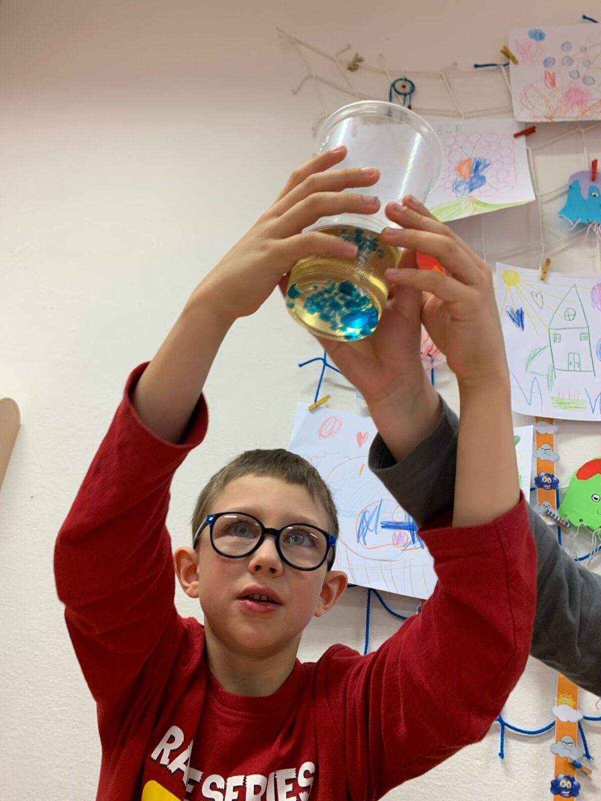 pokusy s vodou - námořníci - 9