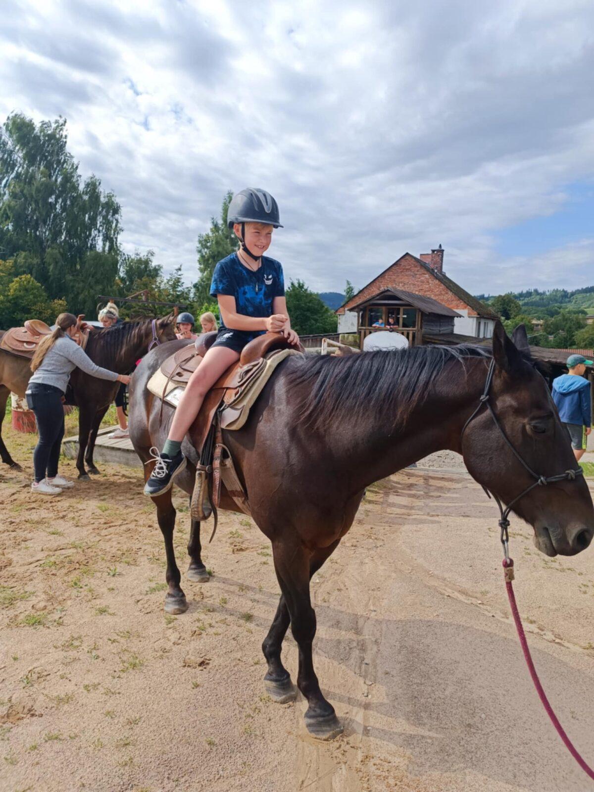 TÝDEN PLNÝ ZÁBAVY II - pátek - 24