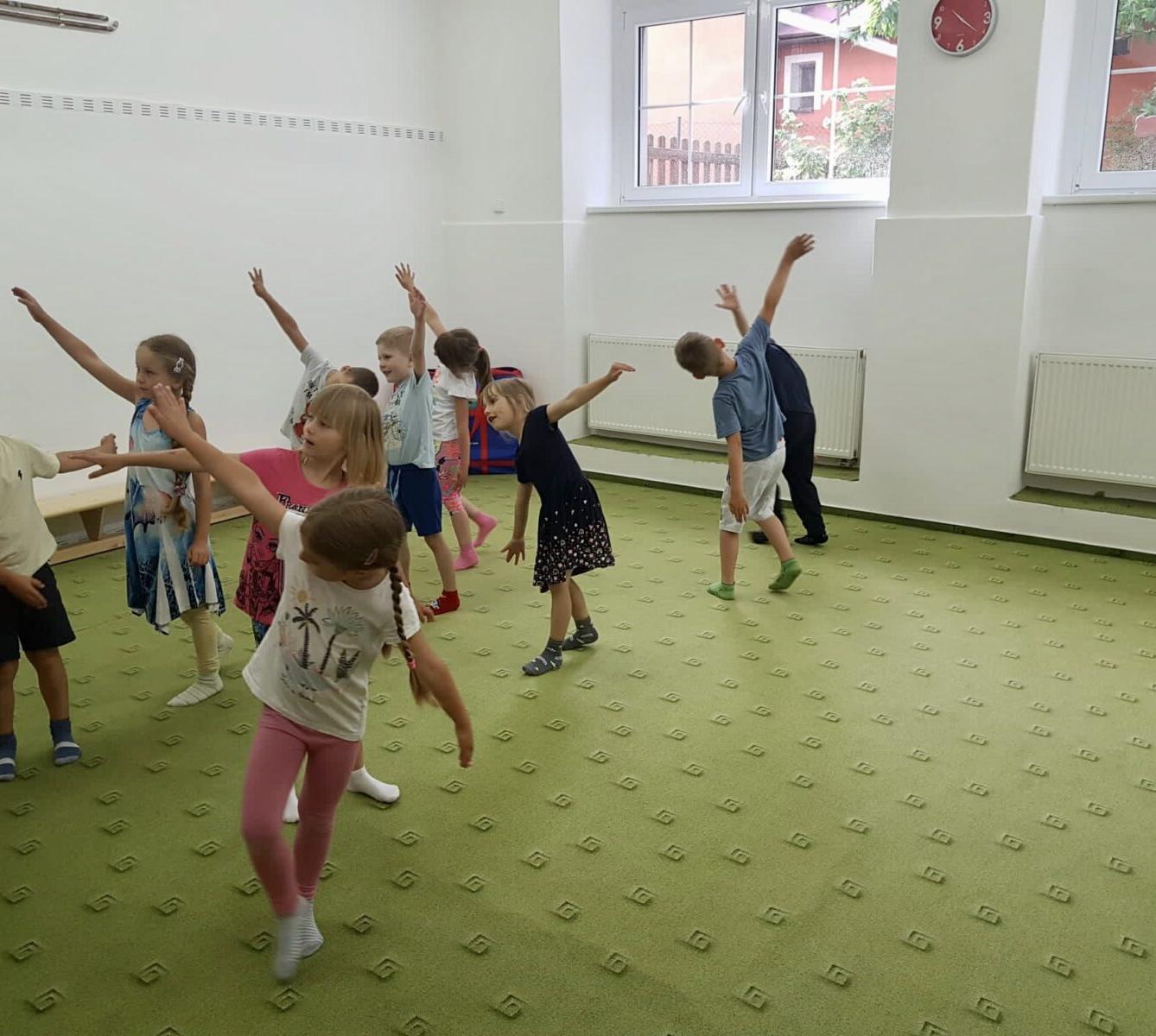 sovičky: ,,z pohádky do pohádky" - 37