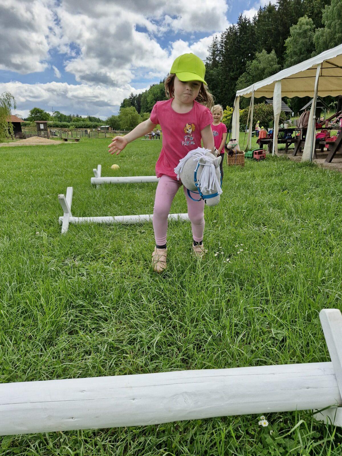 VÝLET NA BABIČČIN STATEK - 73