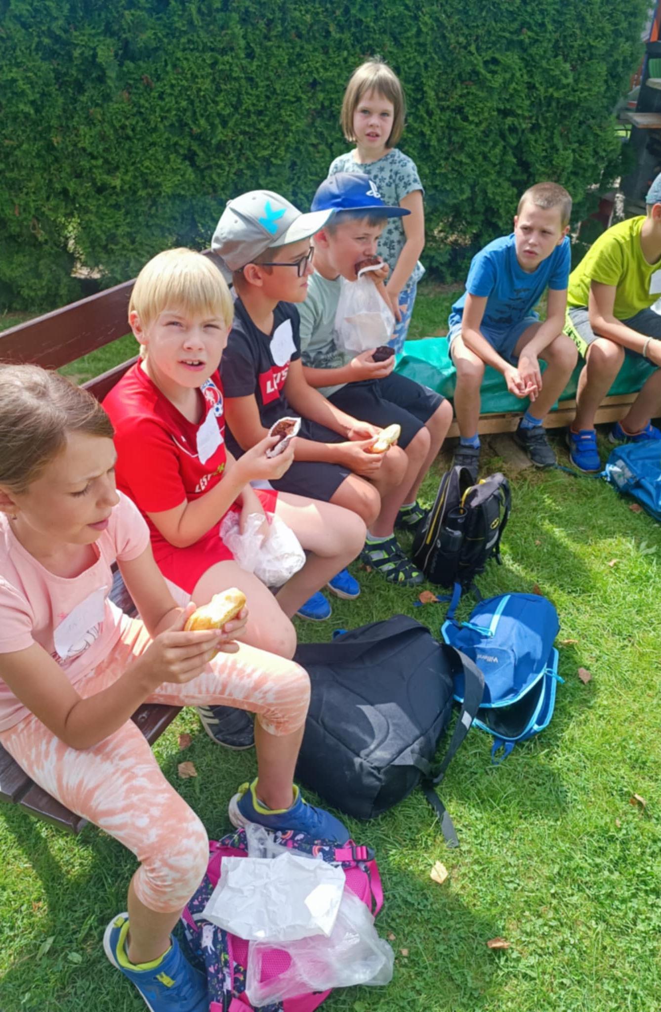 Týden plný zábavy II - pondělí - 22