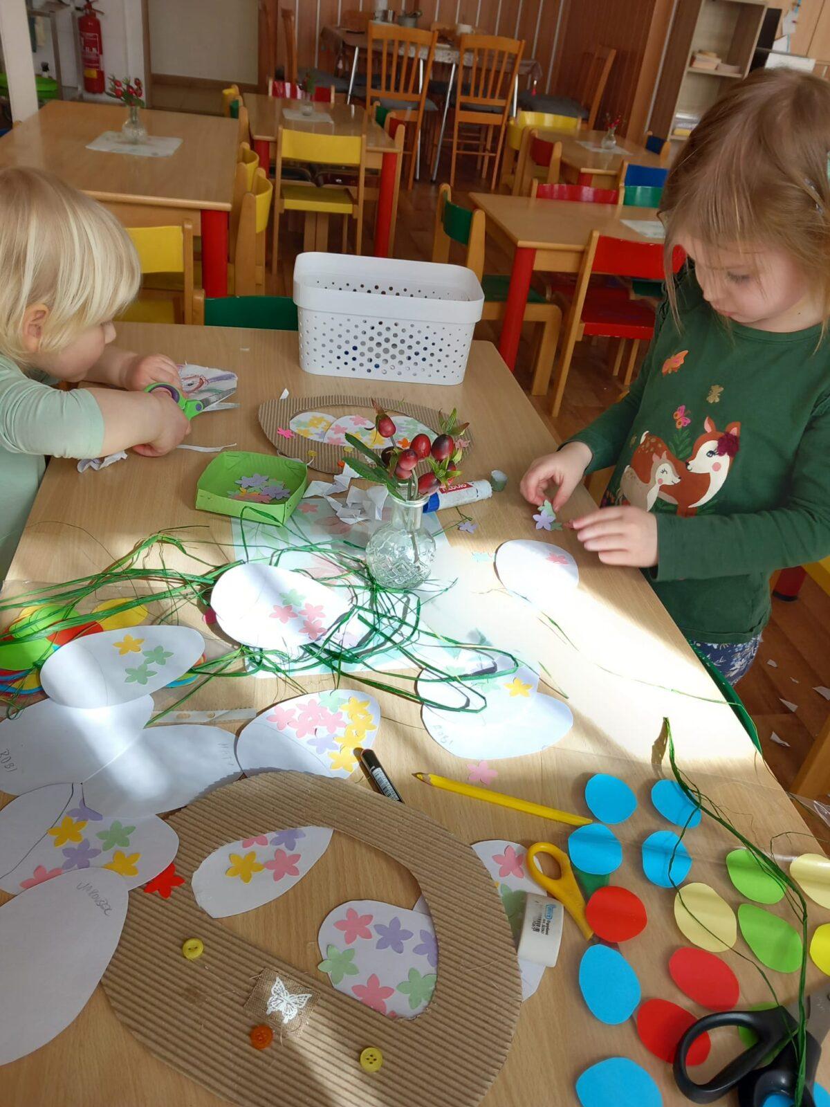 Velikonoční hrátky a vyrábění u dráčků - 6