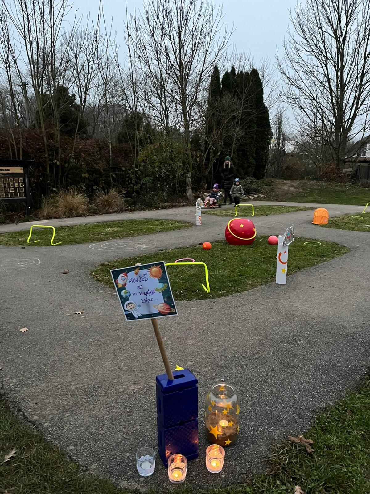 lampiónový průvod - vesmír - 6