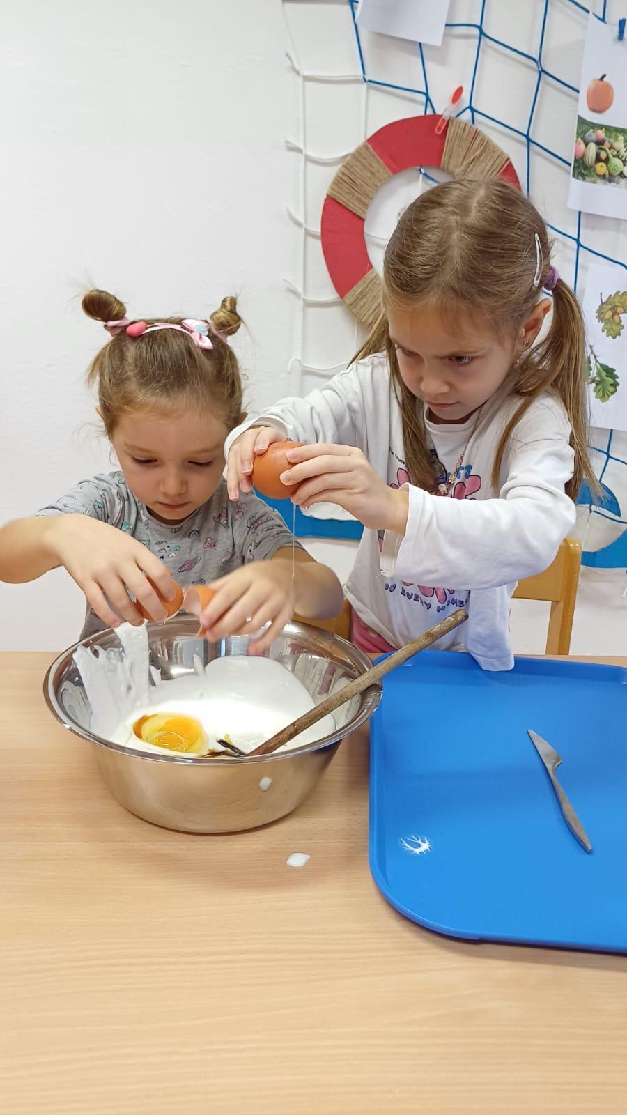 pečení pavučinkové buchty - 6