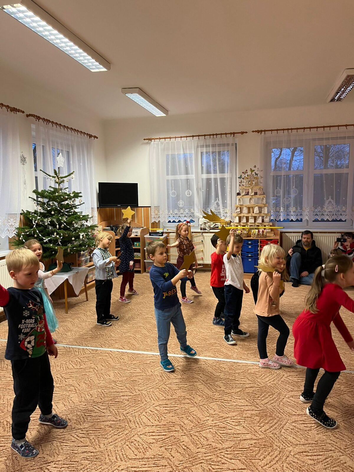 HVĚZDNÉ VÁNOČNÍ SETKÁNÍ - 22