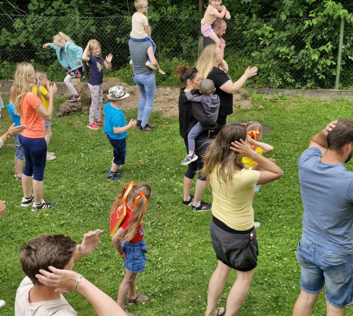 ZAHRADNÍ SLAVNOST - 23