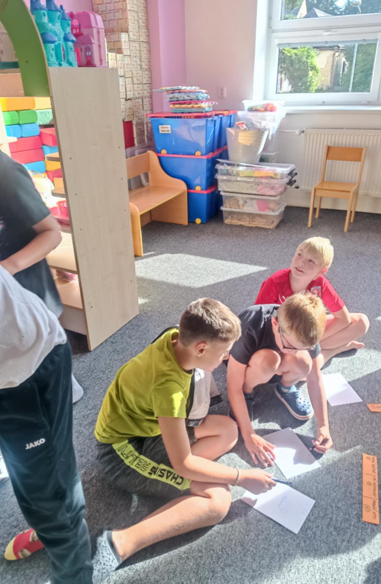 Týden plný zábavy II - pondělí - 26