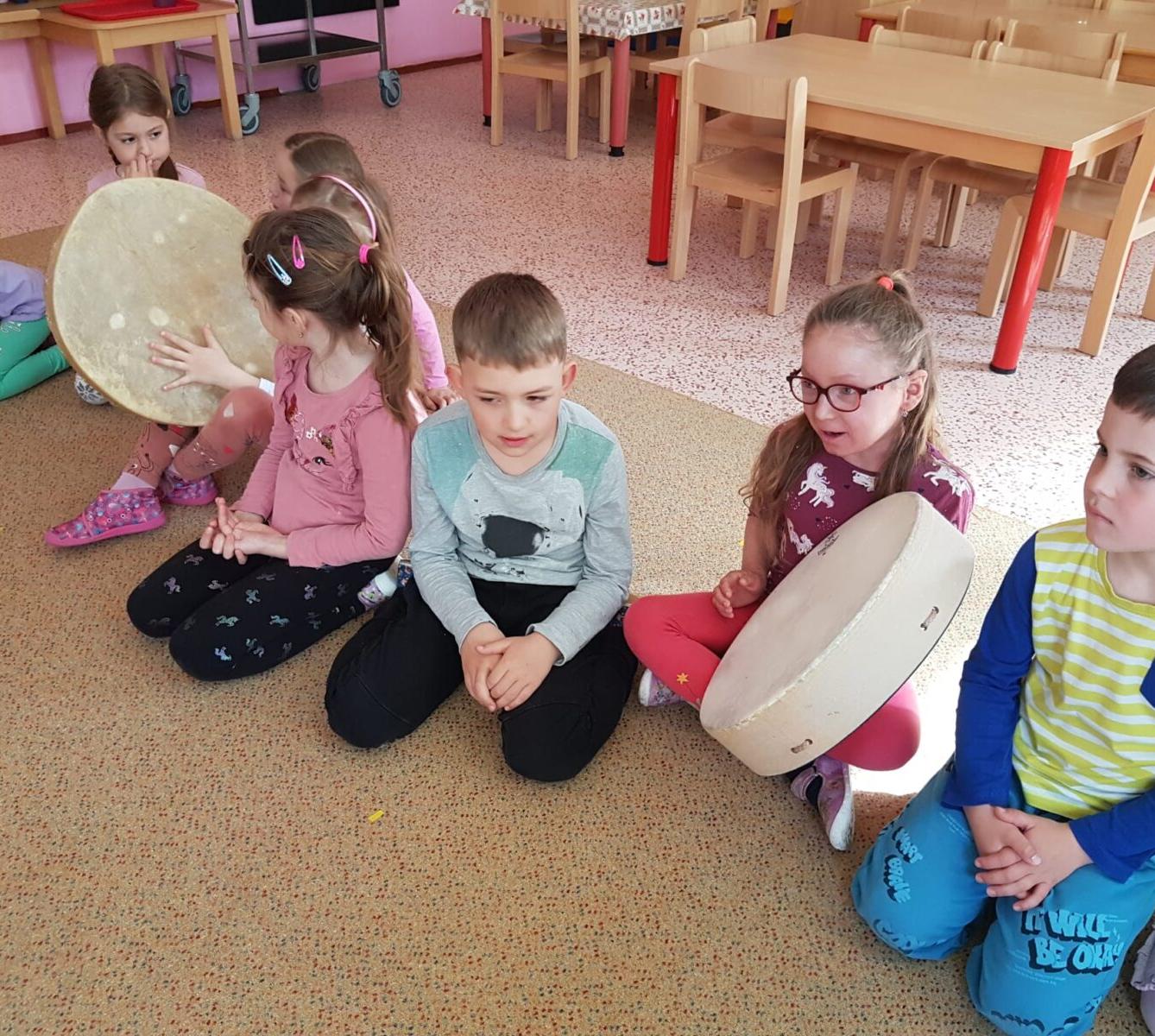 SOVIČKY: ,,MUZIKOTERAPIE" - 21