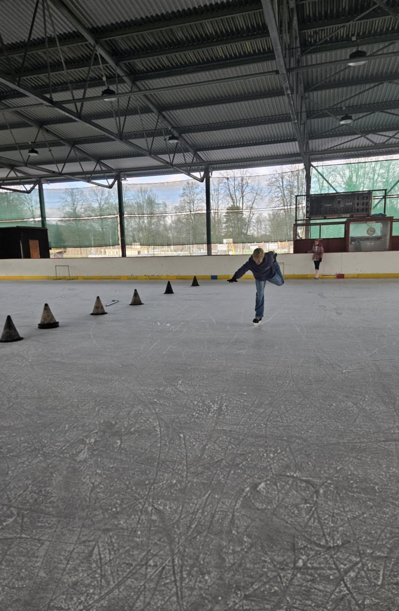 Lednová bruslení na II. stupni - 1