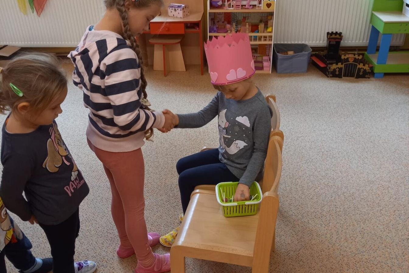 Slavíme!!!! Julinka měla narozeniny :-)