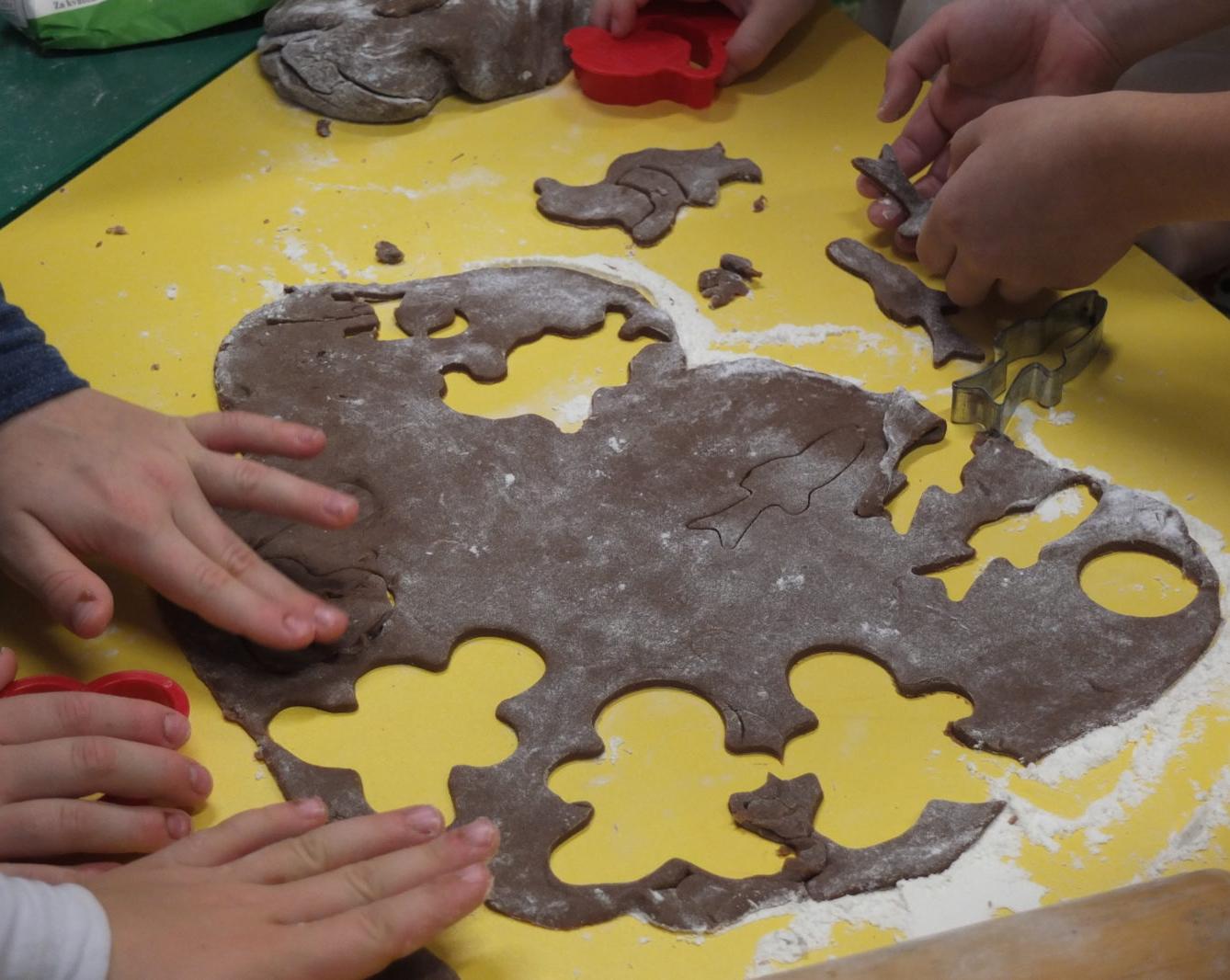 Pečení perníčků 27.11.2018 - 27