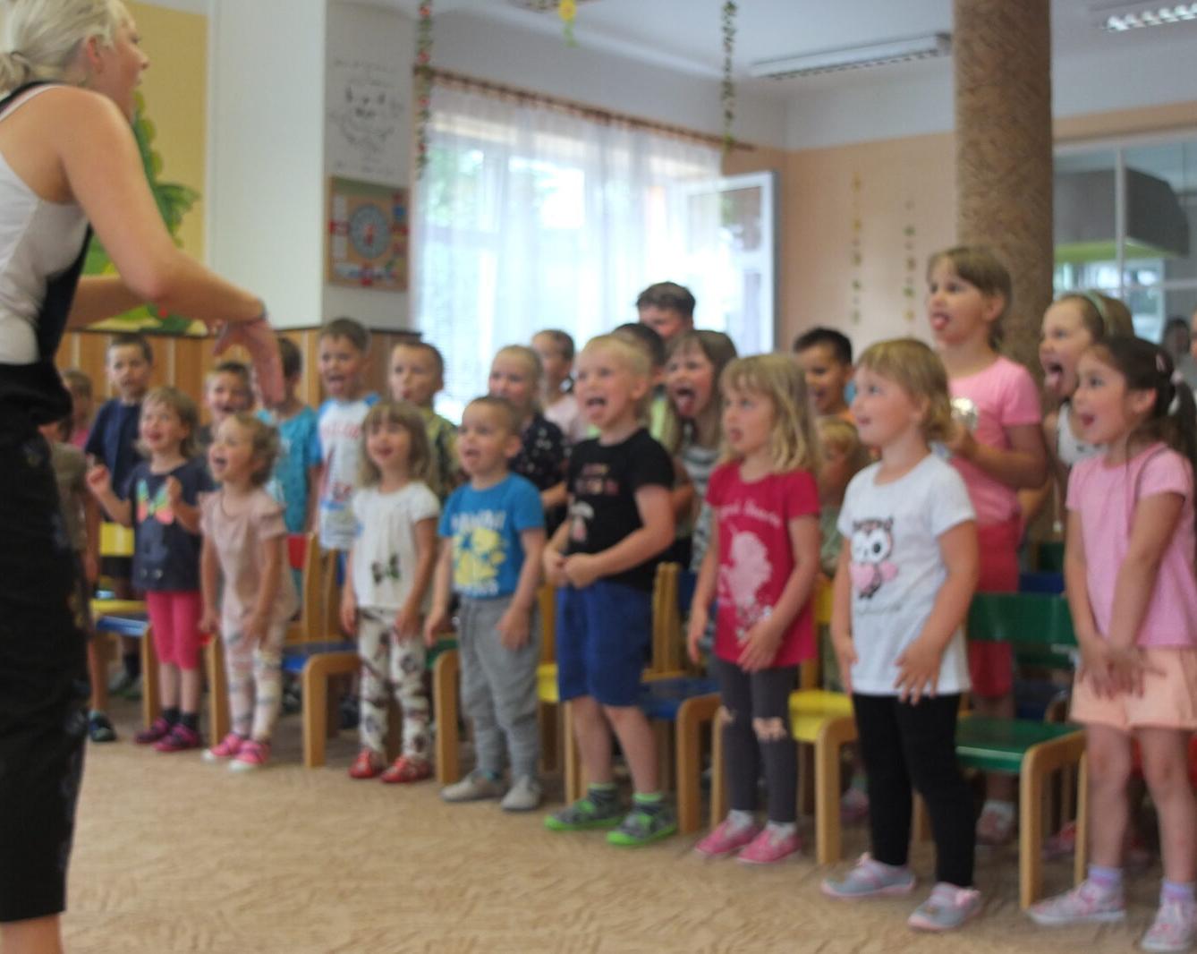 Divadlo U DVOU SLUNCÍ - 13