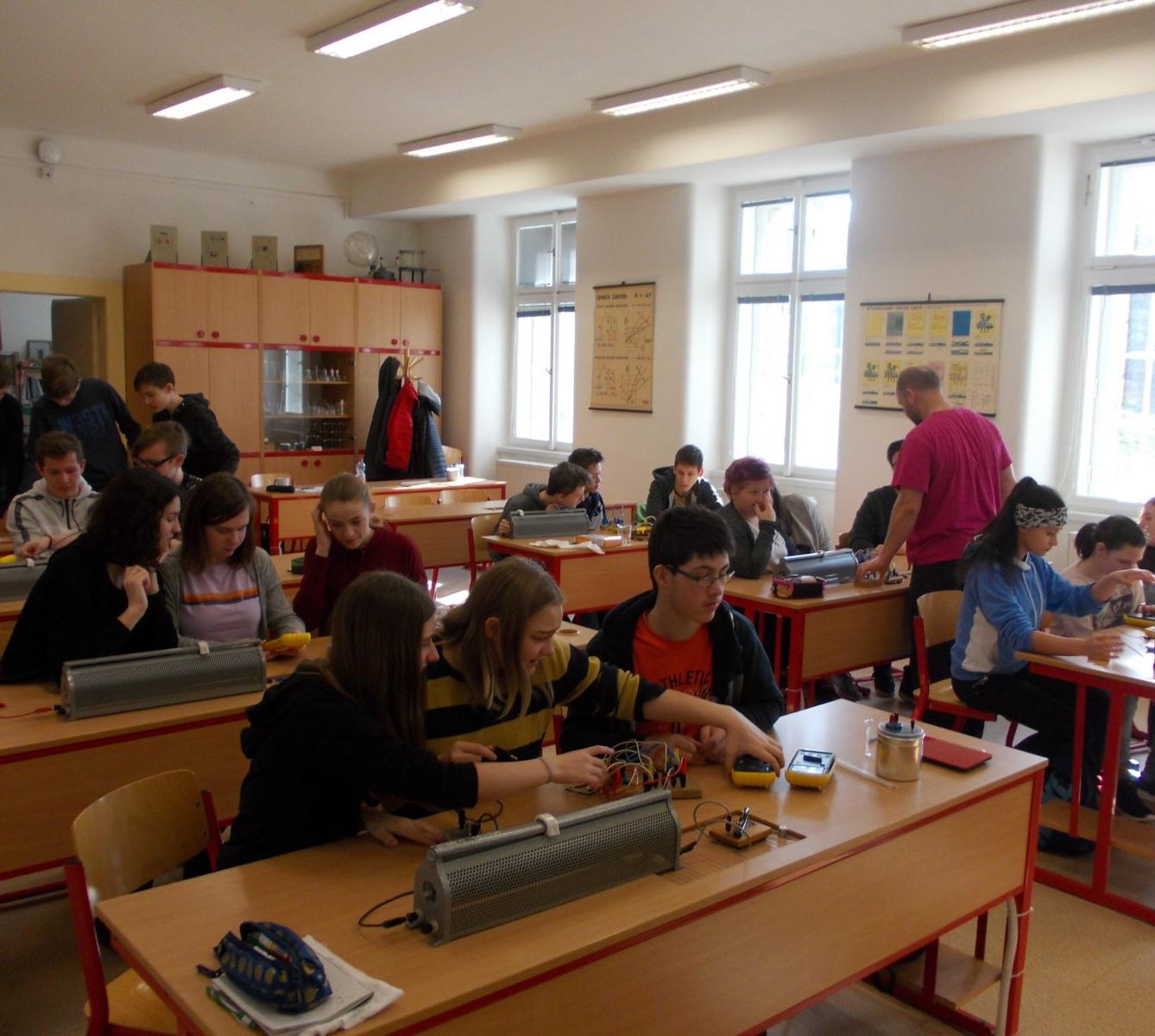 Osmáci na Gymnáziu UO - 1