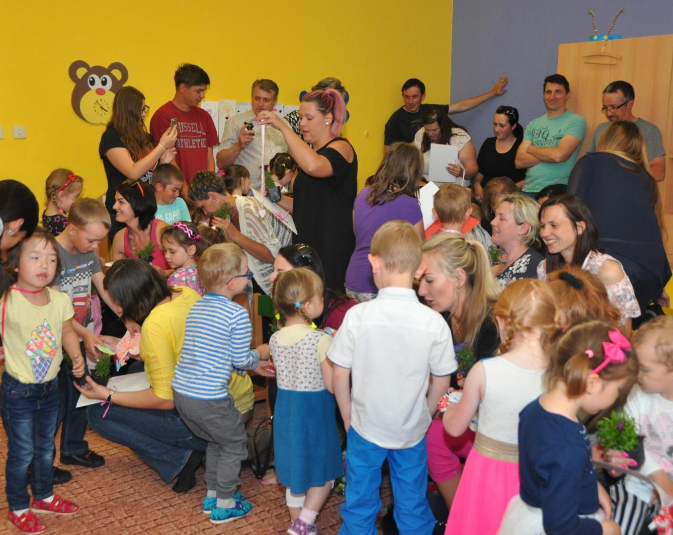 Besídka "Den maminek" - 54