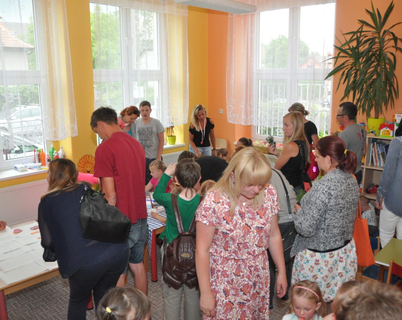 Besídka "Den maminek" - 67