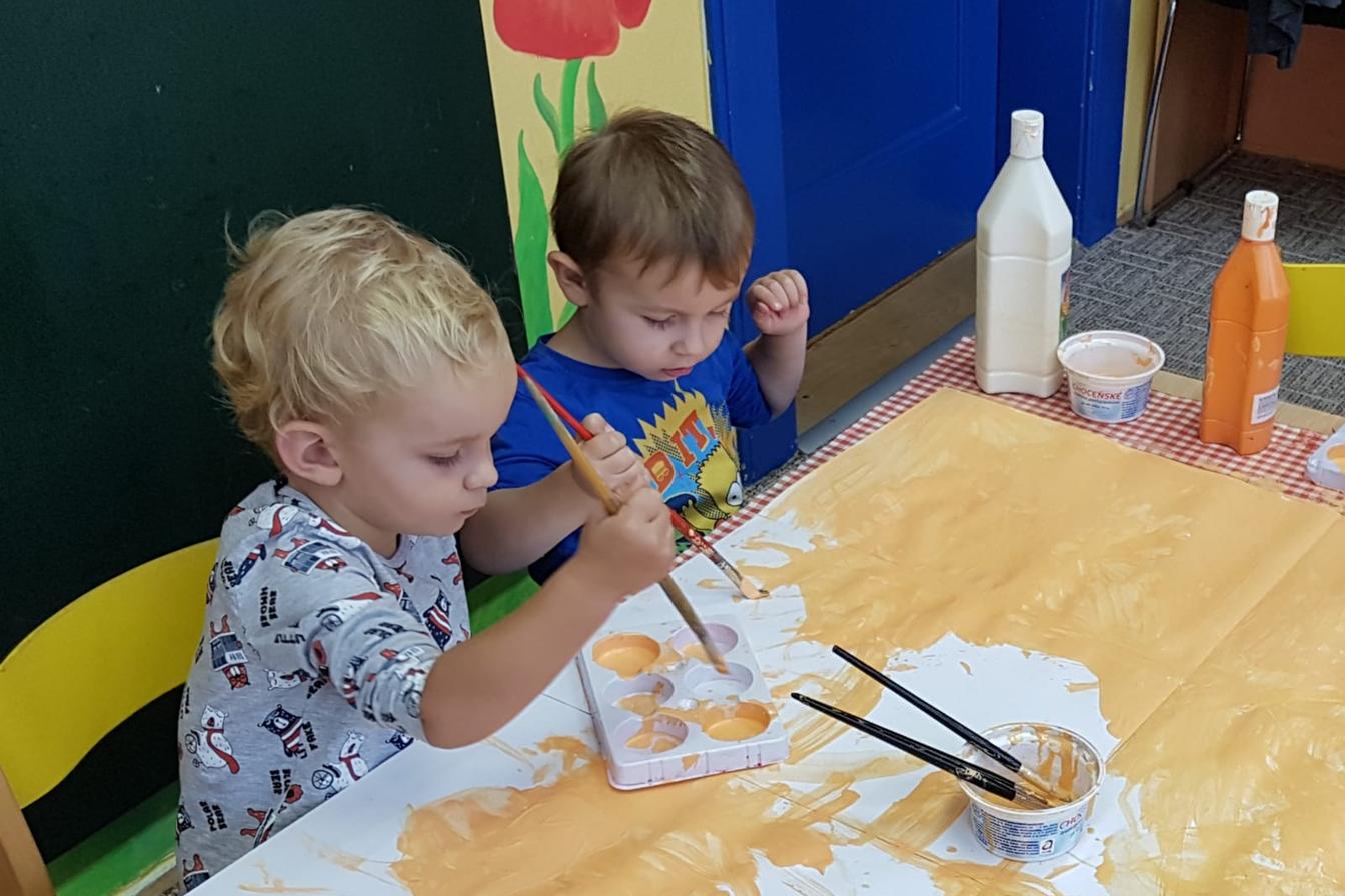 podzim u Broučků I.: malujeme si, tvoříme, svačíme