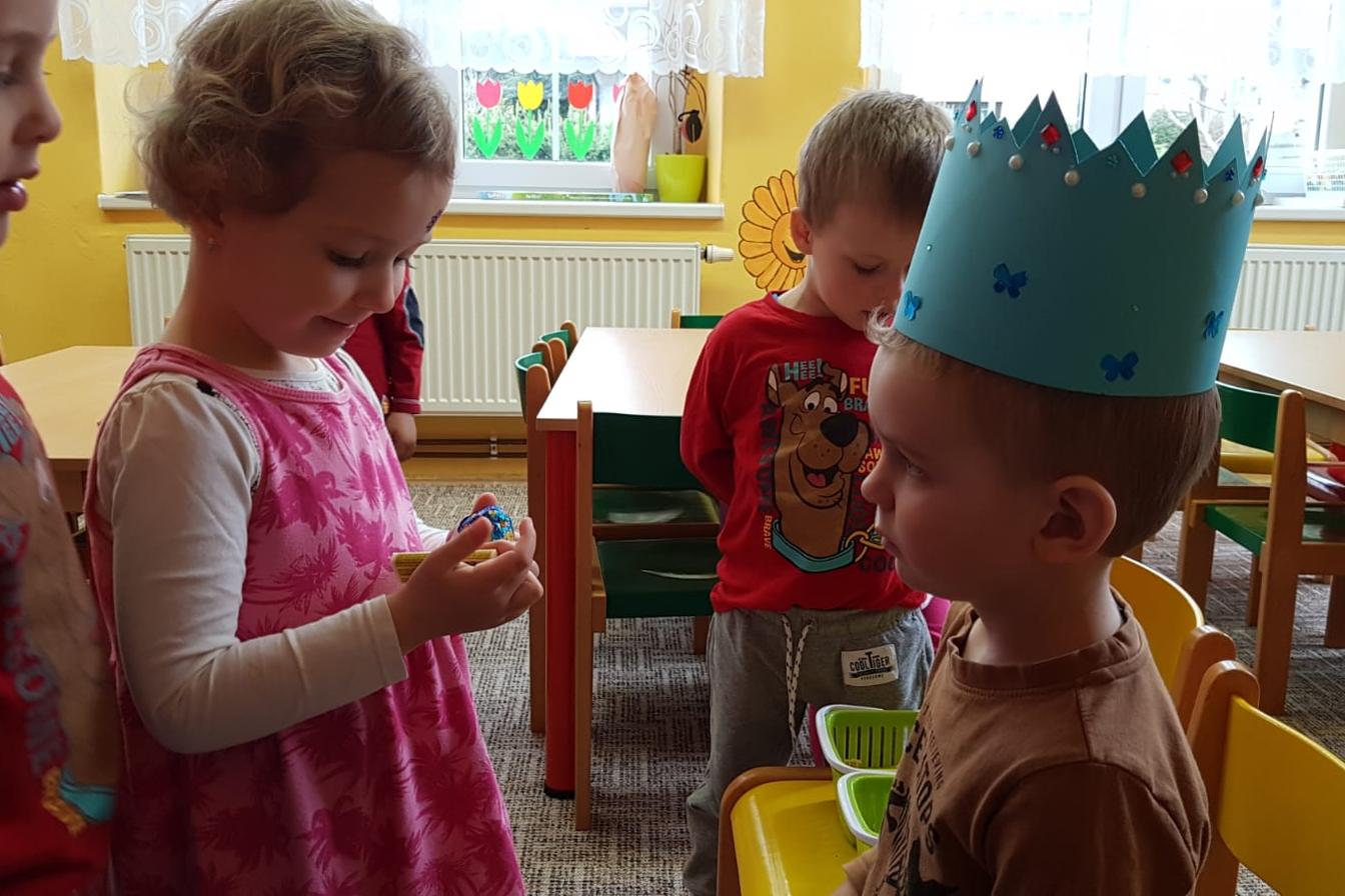 Broučci slaví: Pavlíček měl narozeniny