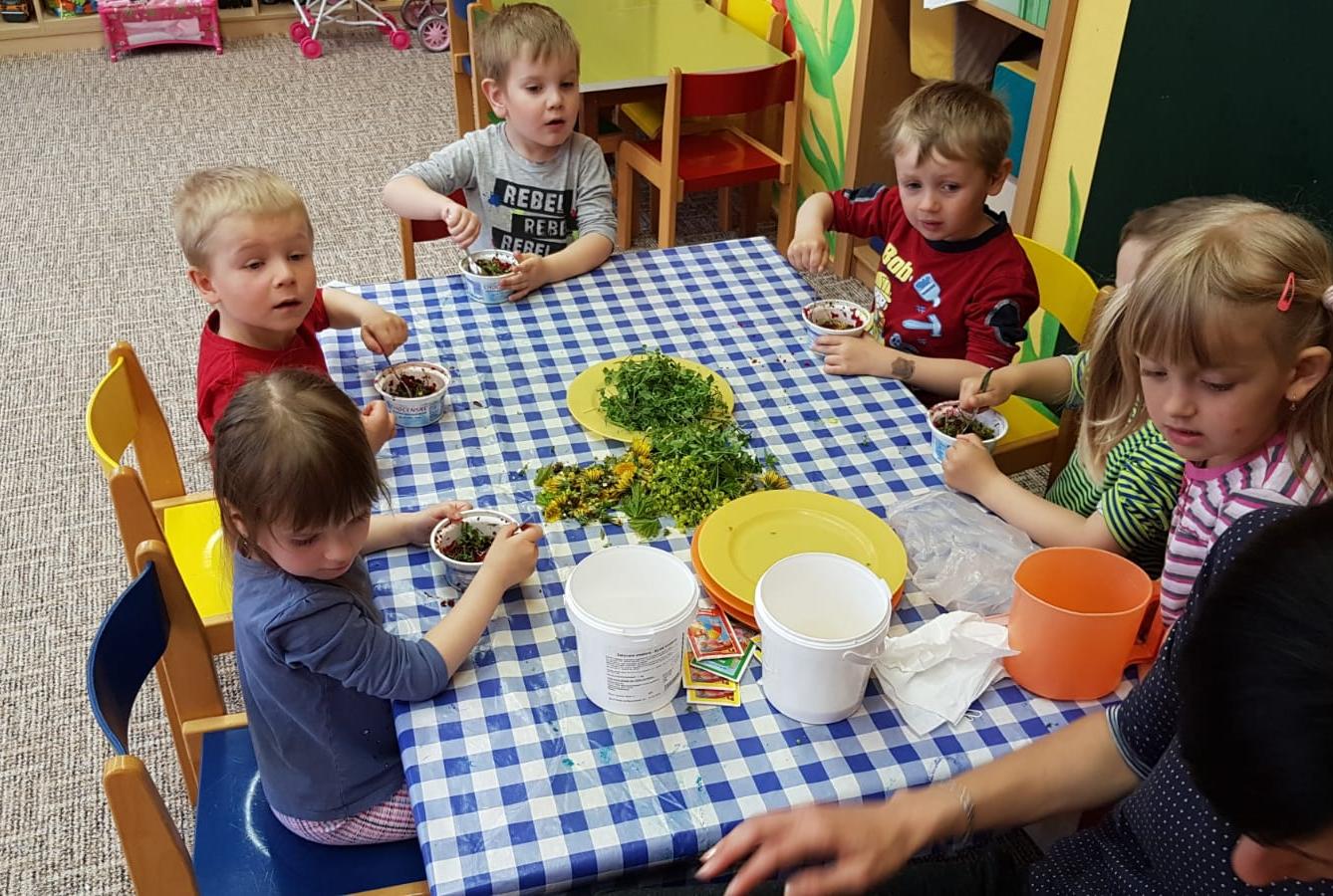 příprava na Čarodějnice u Broučků - 15