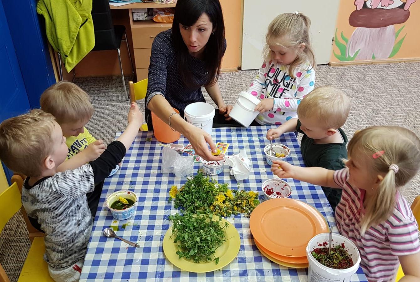 příprava na Čarodějnice u Broučků - 24
