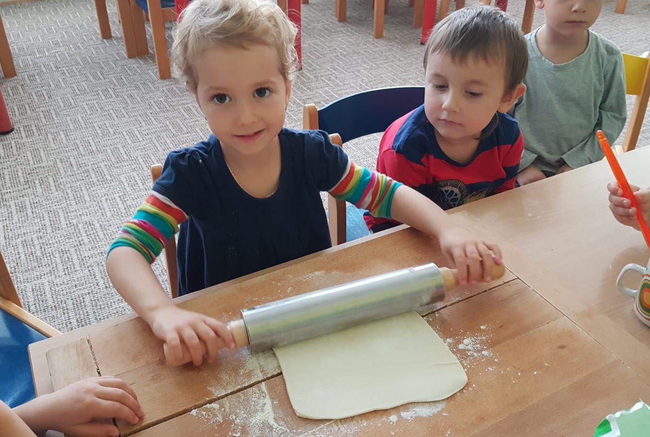 Broučci: "štrůdlíčkování" - 24