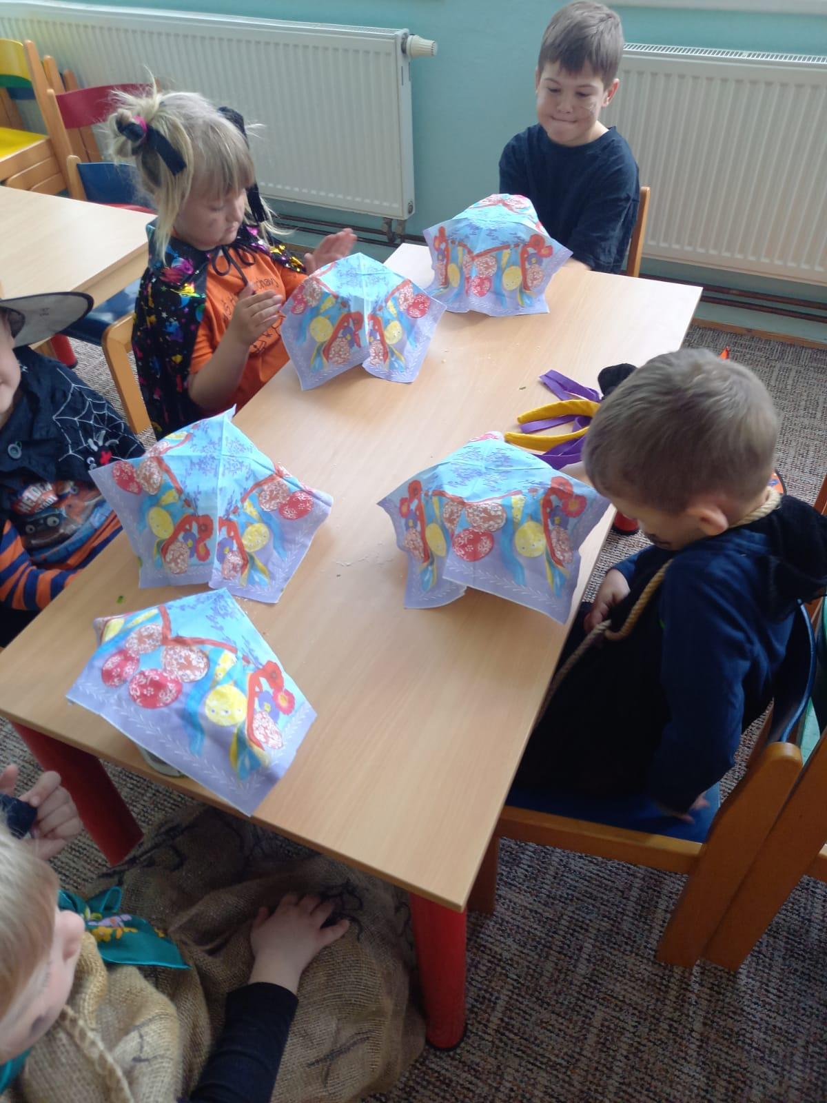 Čarodějnický rej v MŠ :-) - 15