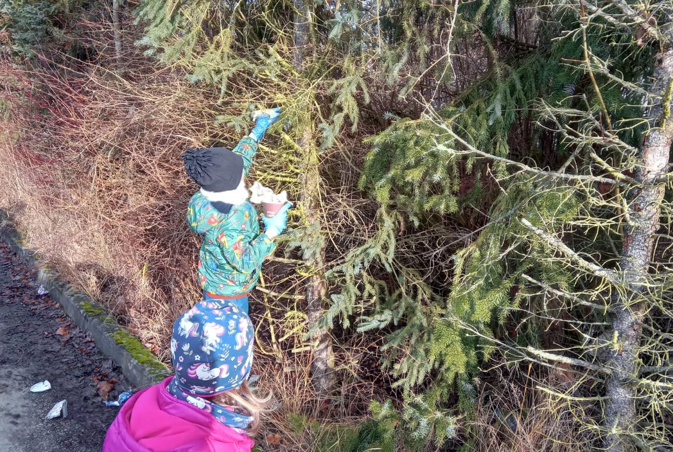 Děti pomáhají chránit přírodu aneb pryč s odpadky - 9