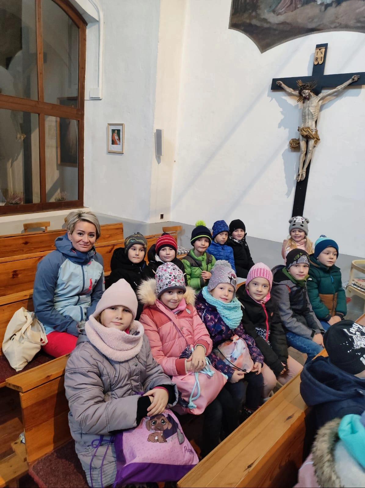 Návštěva místního kostela - 8