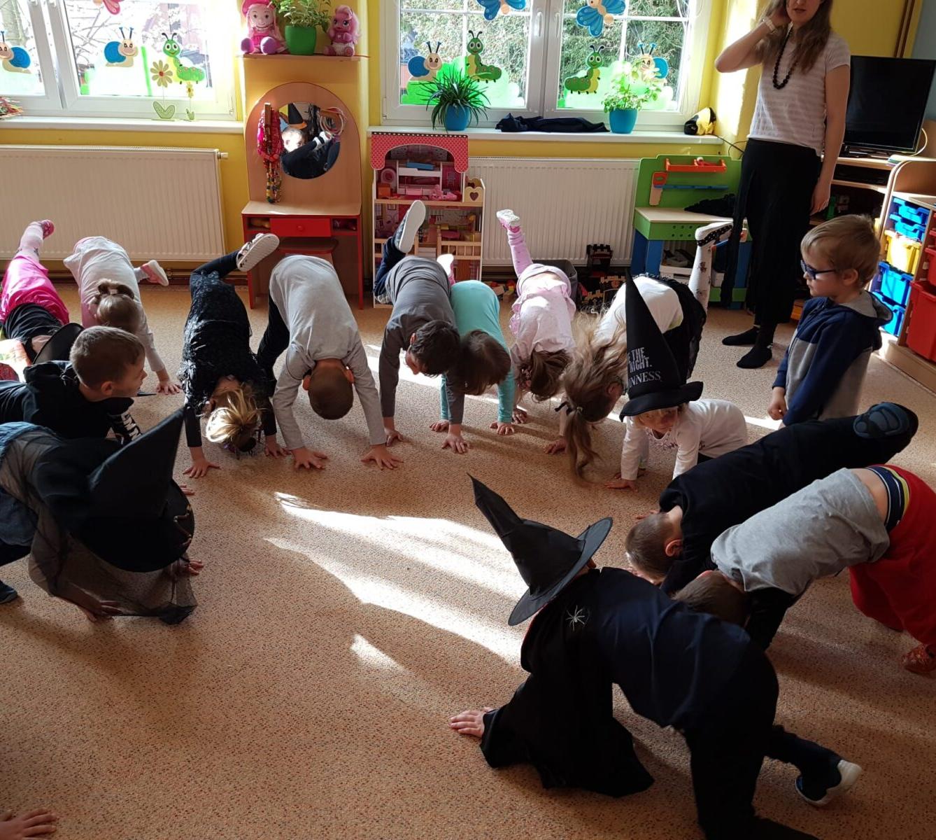 "Čarodějnický rej" :-) - 4