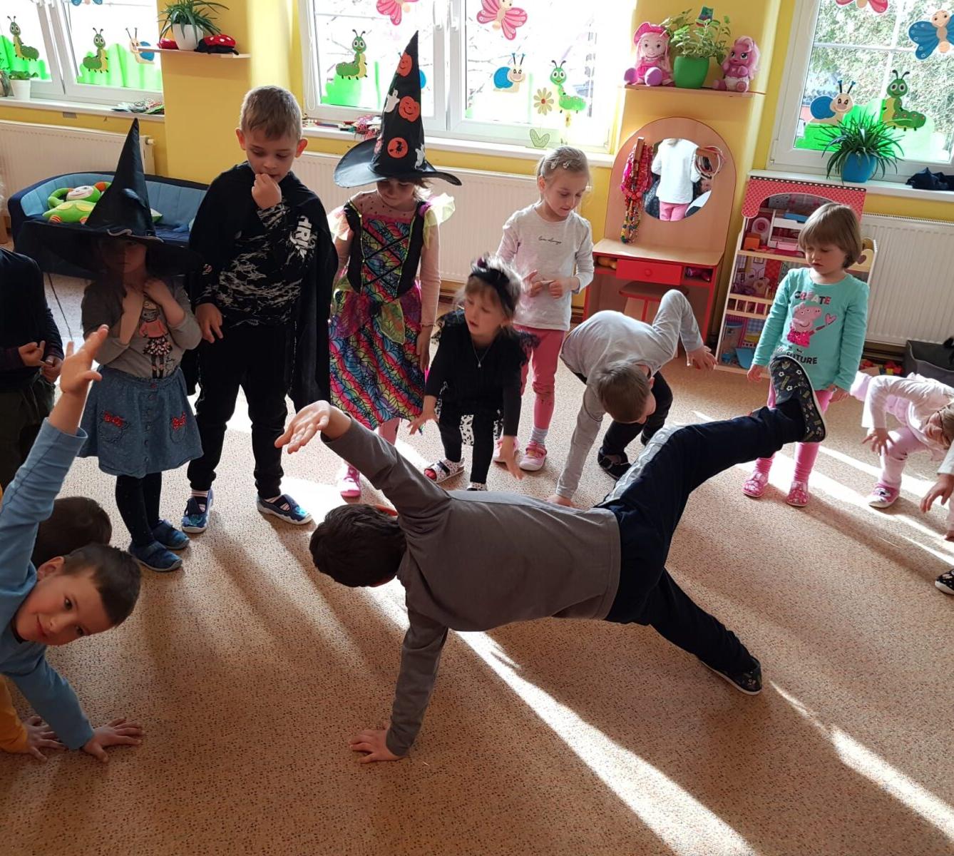 "Čarodějnický rej" :-) - 8