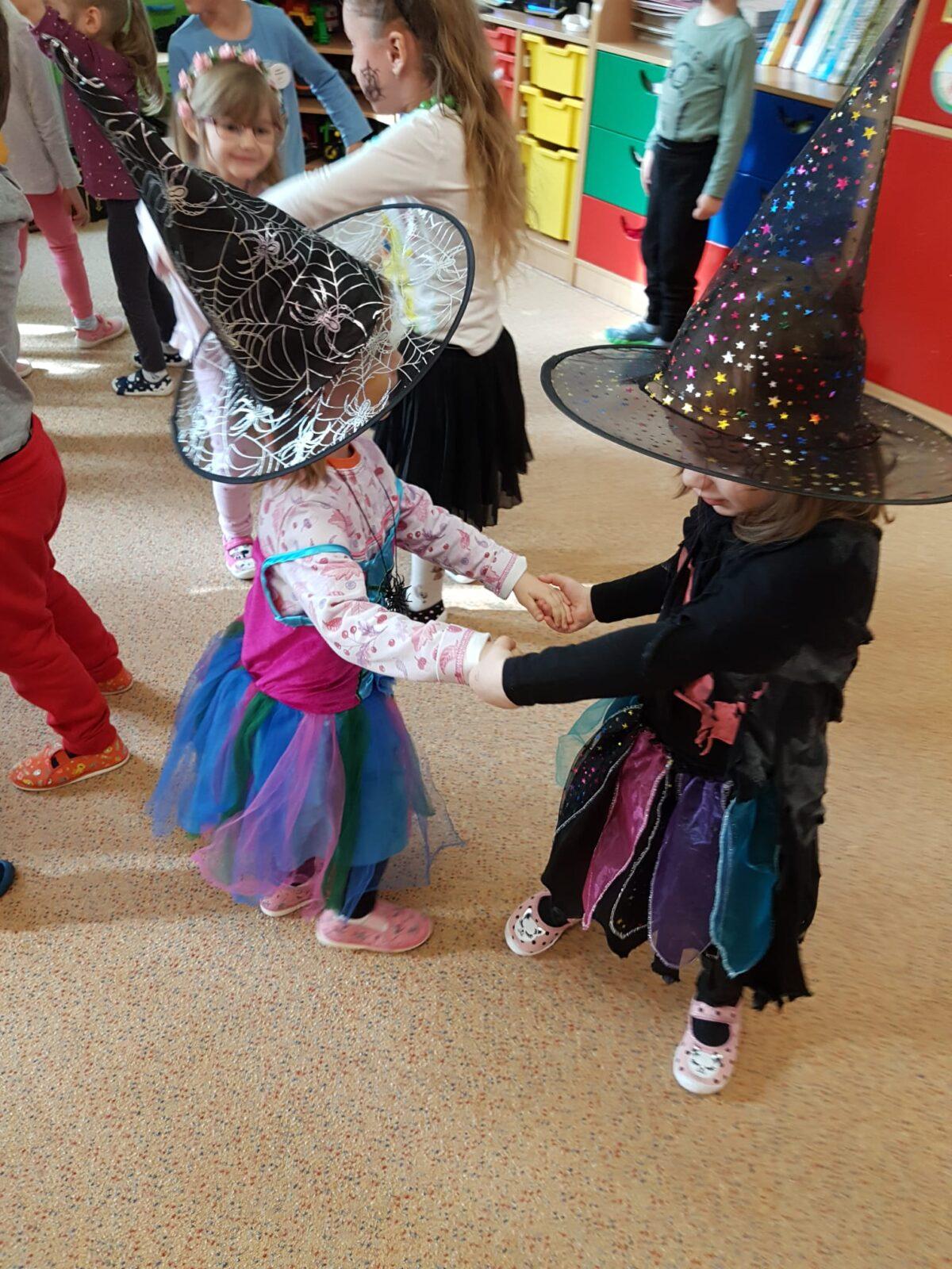 "Čarodějnický rej" :-) - 9