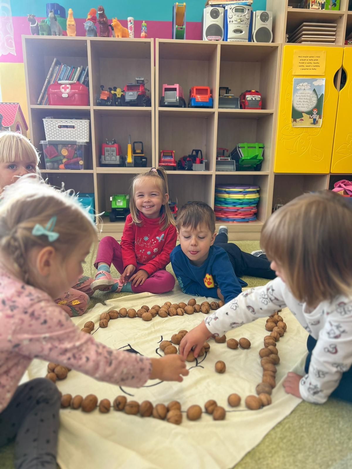 broučci: „tvoříme z přírodnin“ - 6