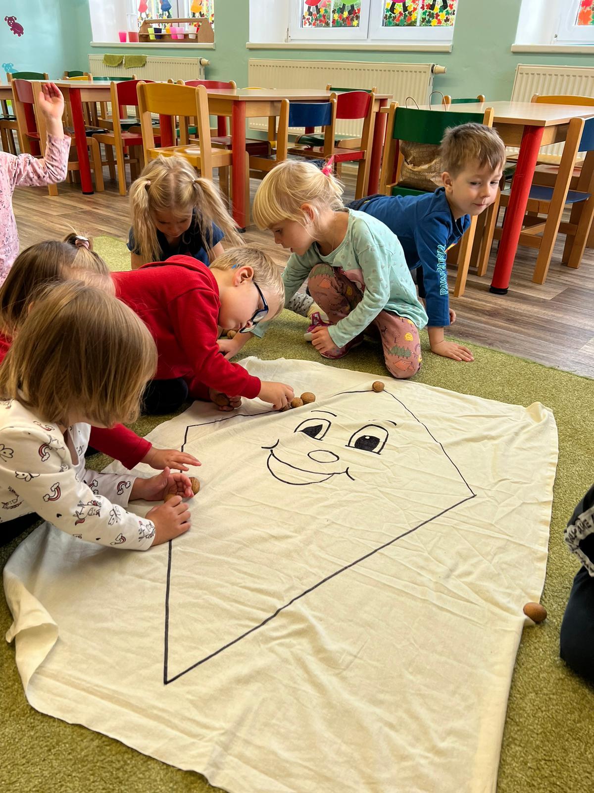 broučci: „tvoříme z přírodnin“ - 10